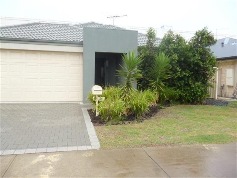 24 Illyarrie  Ave, Falcon WA 6210