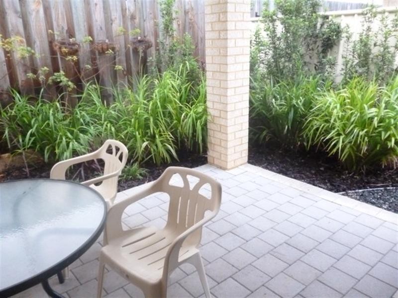 24 Illyarrie  Ave, Falcon WA 6210