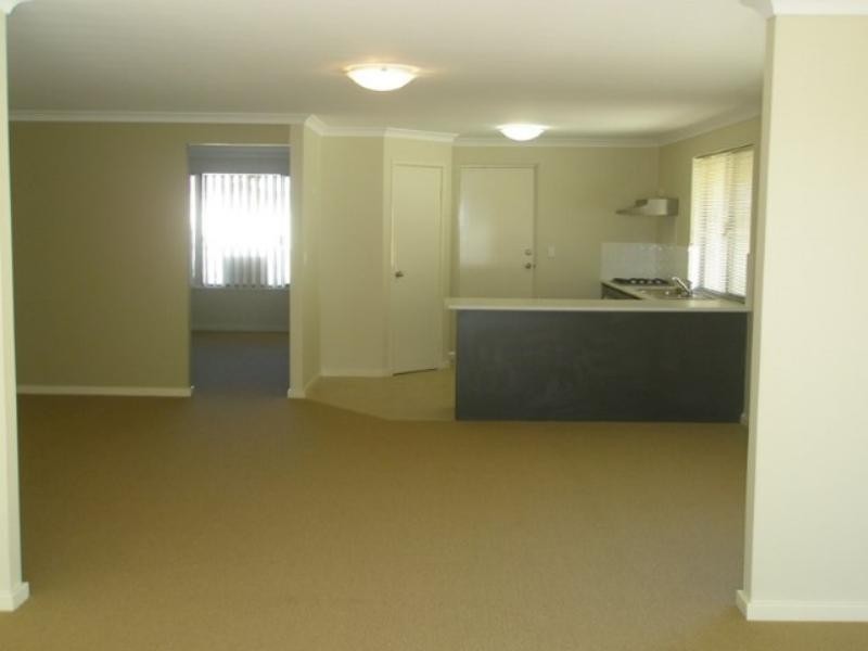 41 Isaba  Pkwy, Seville Grove WA 6112