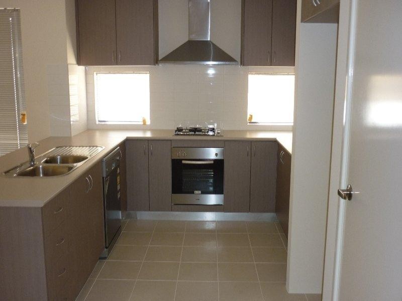 14 Illyarrie Avenue Ave, Falcon WA 6210