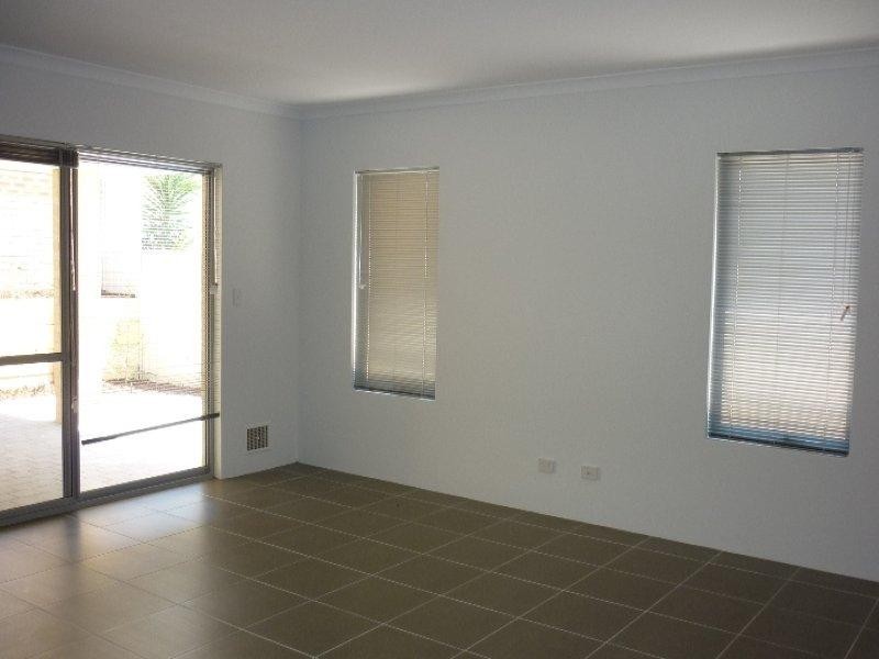 1 Danti Lnk, Darch WA 6065