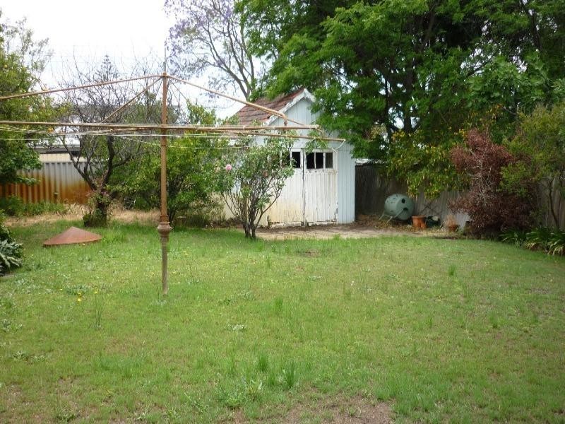 85 Milne  St, Bayswater WA 6053