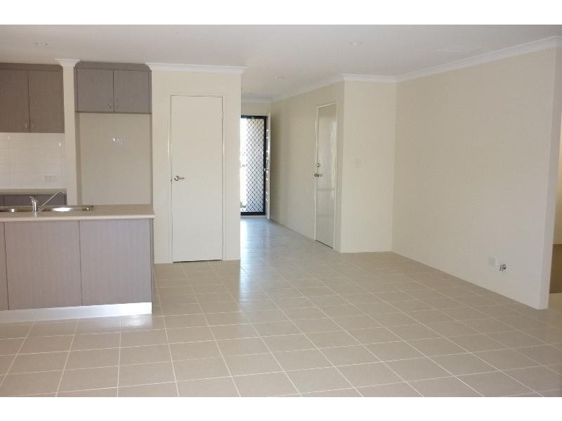 18 Illyarrie  Ave, Falcon WA 6210