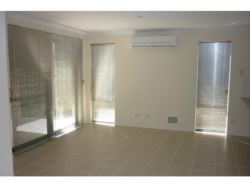 18 Illyarrie  Ave, Falcon WA 6210