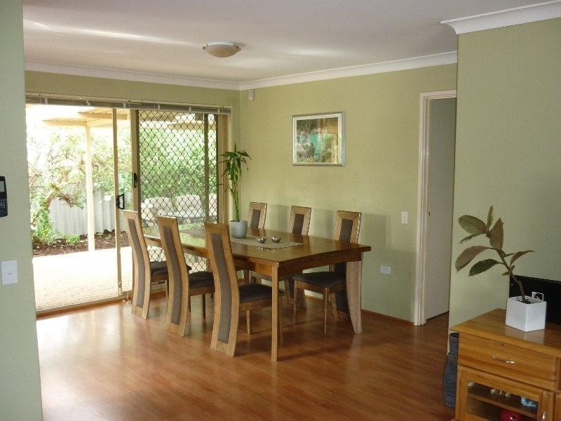 2 Iris  Pl, Yangebup WA 6164