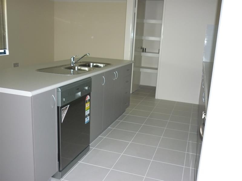 19 Mariposa  Bvd, Secret Harbour WA 6173