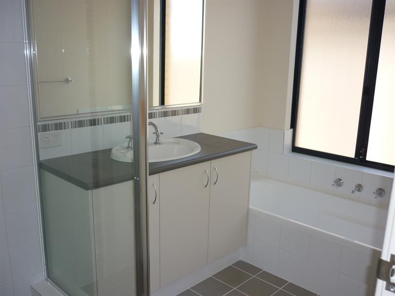 19 Mariposa  Bvd, Secret Harbour WA 6173