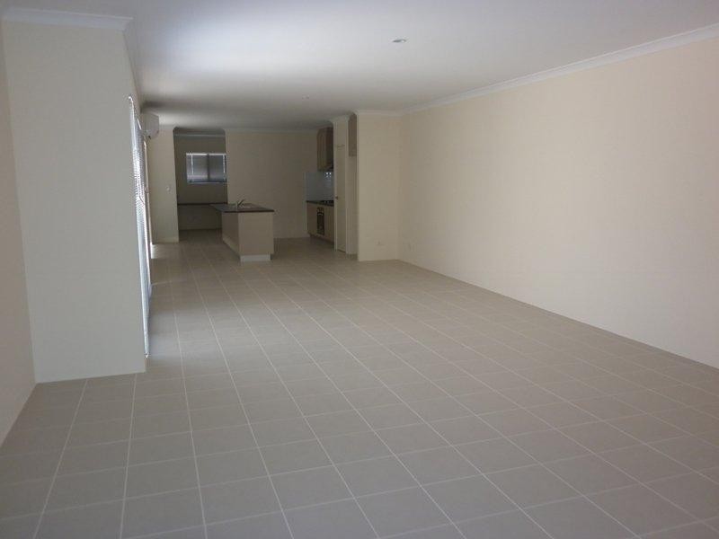 6 Saunton Way Way, Butler WA 6036