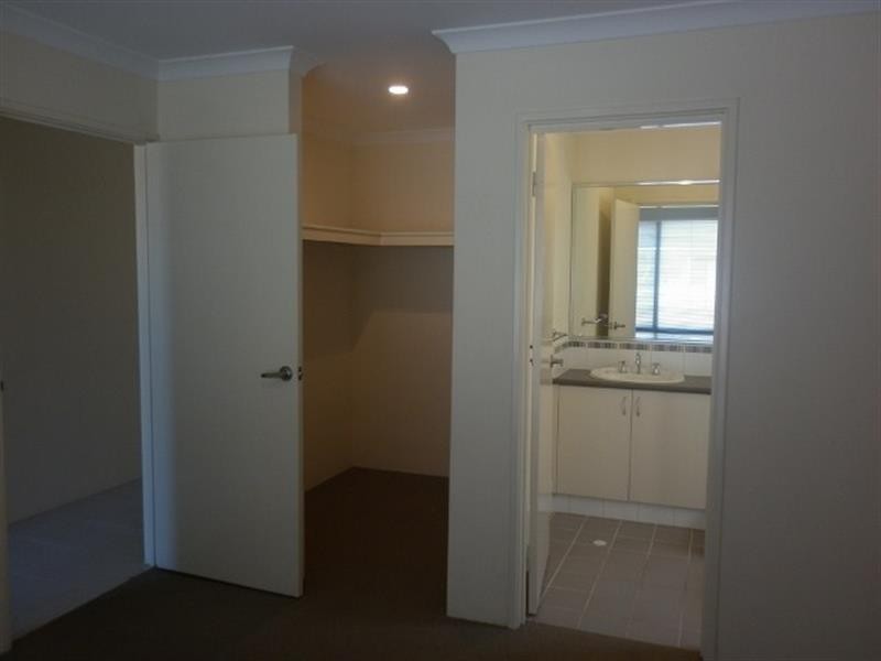 6 Yilberra Dr, Falcon WA 6210