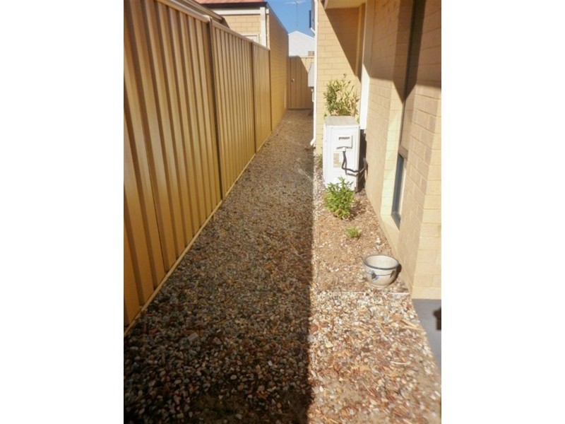 6 Yilberra Dr, Falcon WA 6210