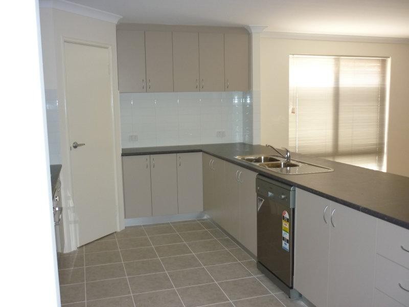 23 Mariposa  Bvd, Secret Harbour WA 6173