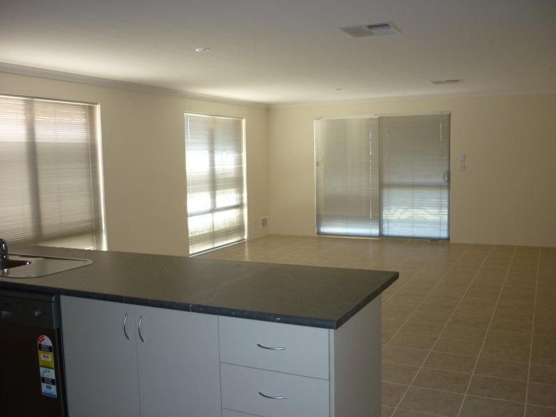 23 Mariposa  Bvd, Secret Harbour WA 6173