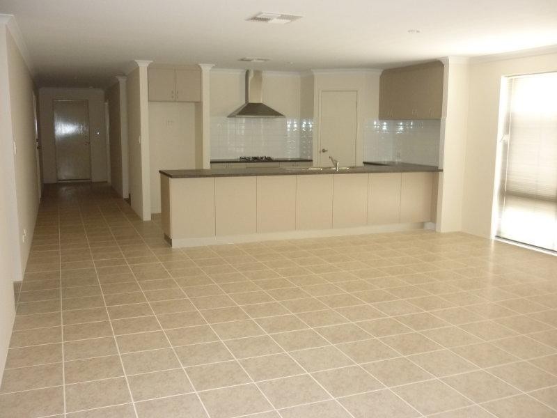 23 Mariposa  Bvd, Secret Harbour WA 6173