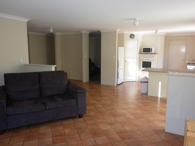 10 Berry Way Way, Bertram WA 6167