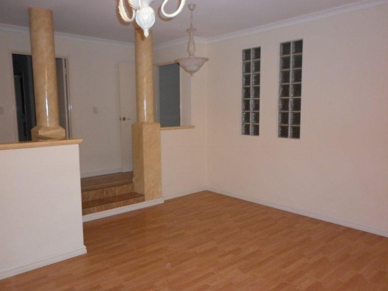 9 Debneys  Lane, Landsdale WA 6065