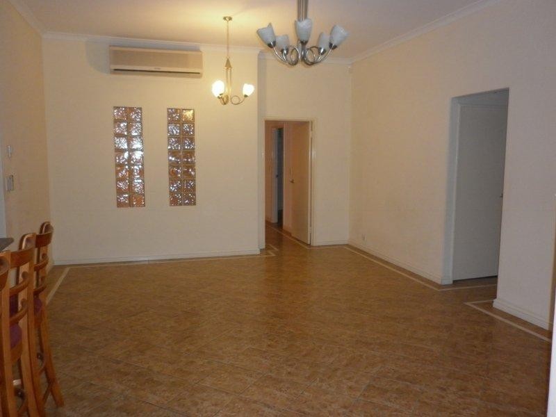 9 Debneys  Lane, Landsdale WA 6065