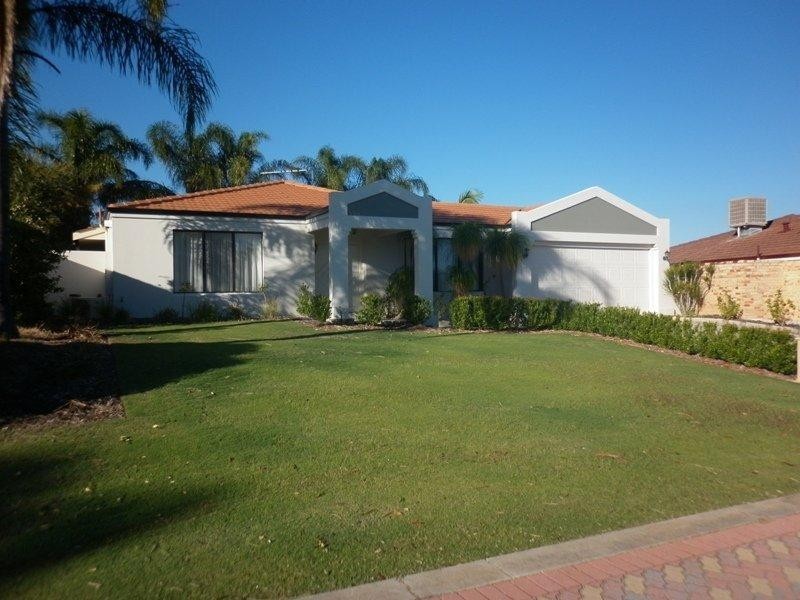 9 Debneys  Lane, Landsdale WA 6065