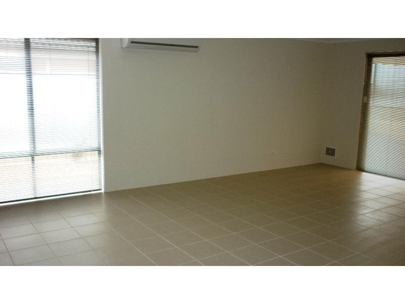 9 Longmeadow  Vsta, Meadow Springs WA 6210