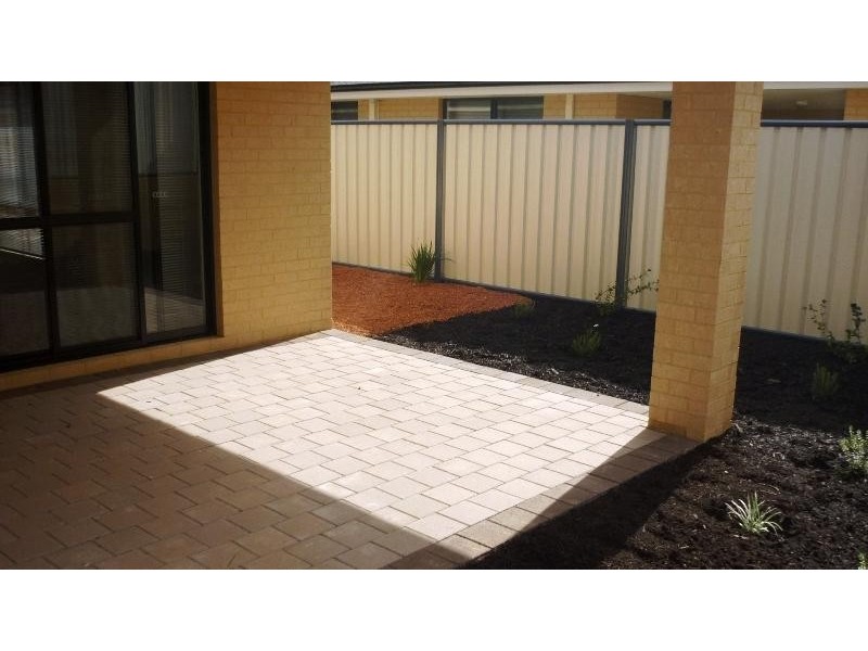 9 Longmeadow  Vsta, Meadow Springs WA 6210