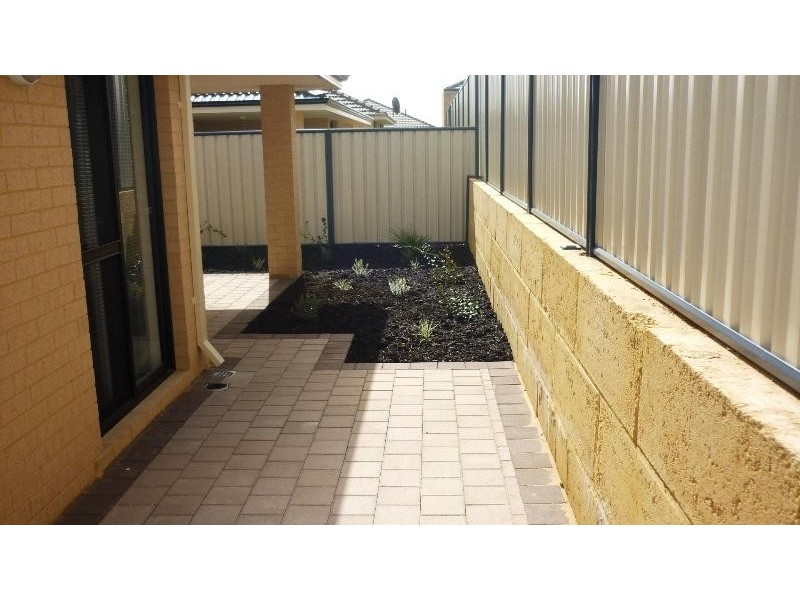 9 Longmeadow  Vsta, Meadow Springs WA 6210