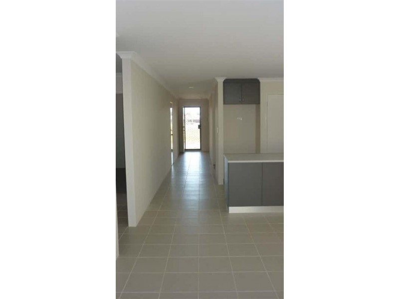 35 Geographe Bay Pass, Secret Harbour WA 6173