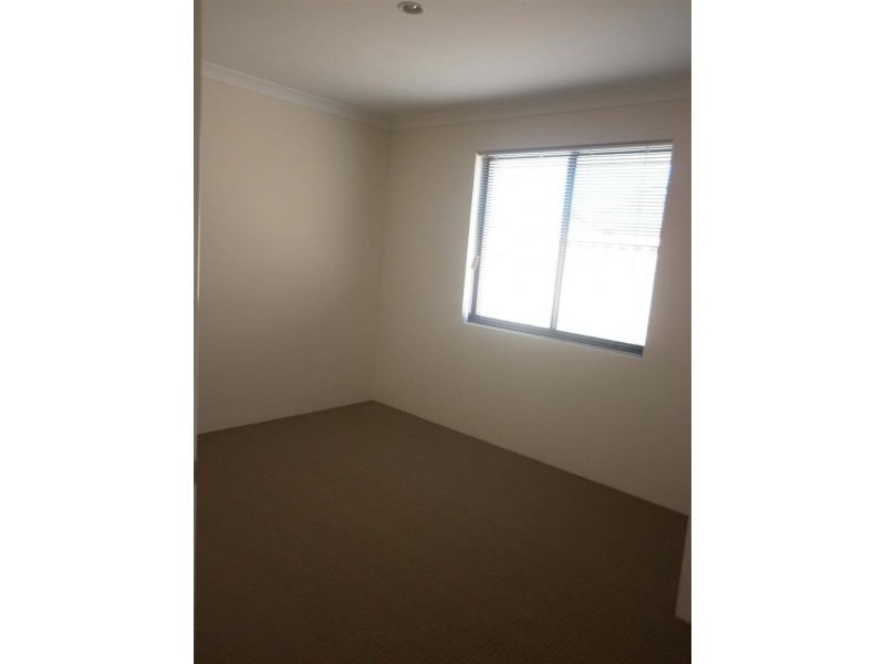 35 Geographe Bay Pass, Secret Harbour WA 6173