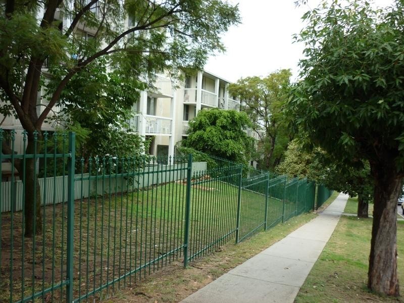 28/8 Kathleen St, Maylands WA 6051