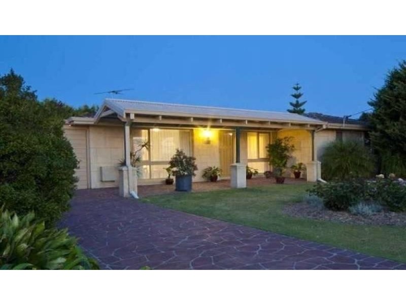6 Oyster Ct, Craigie WA 6025