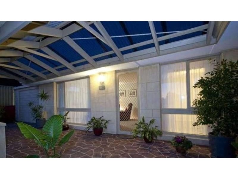 6 Oyster Ct, Craigie WA 6025