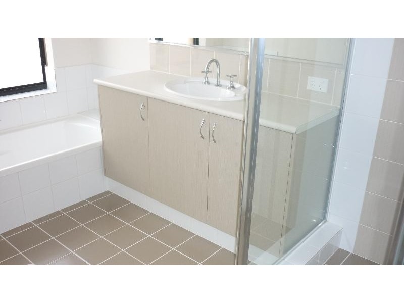 11 Longmeadow  Vsta, Meadow Springs WA 6210