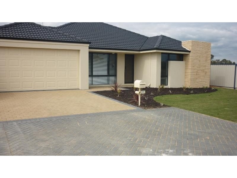 11 Longmeadow  Vsta, Meadow Springs WA 6210