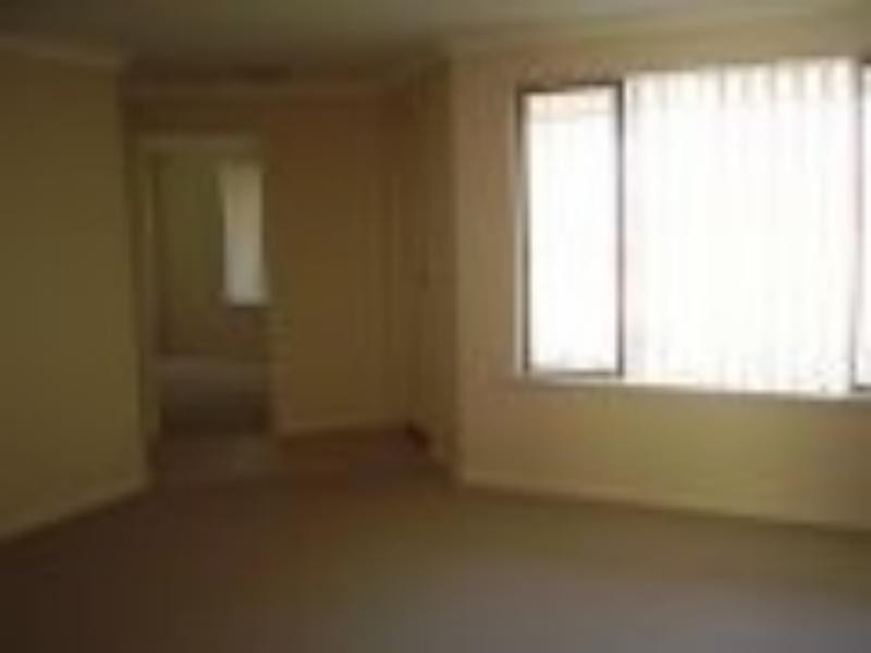 2 Otunic Way, Madeley WA 6065