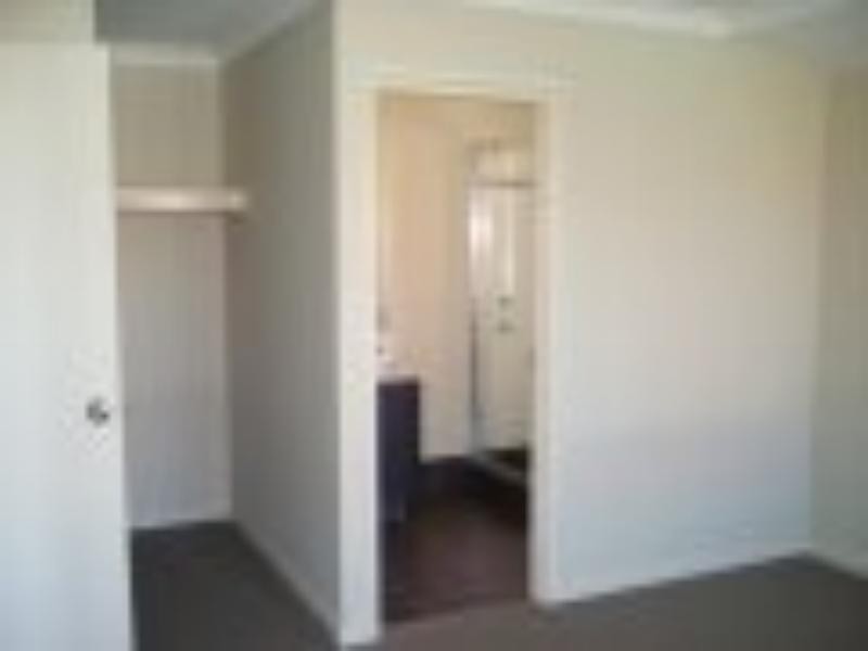 73 Gateway Bvd, Canning Vale WA 6155