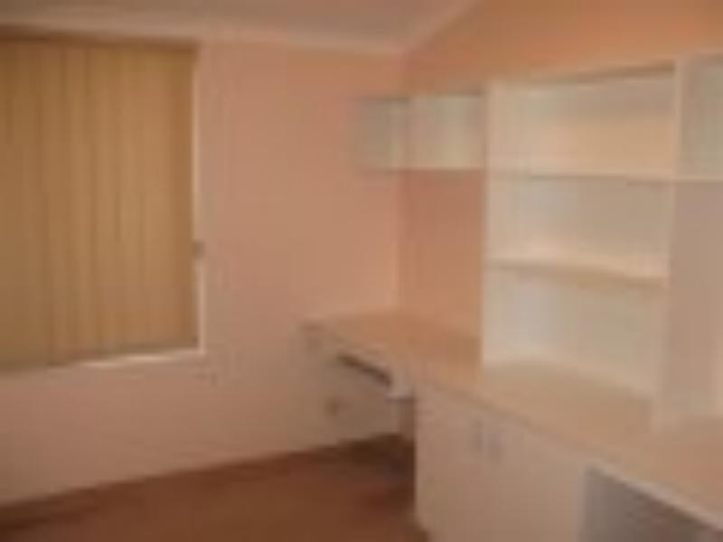 27 Hillcrest Drive St, Alexander Heights WA 6064