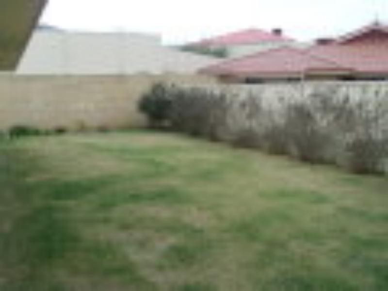 7 Birchgrove Way, Pearsall WA 6065