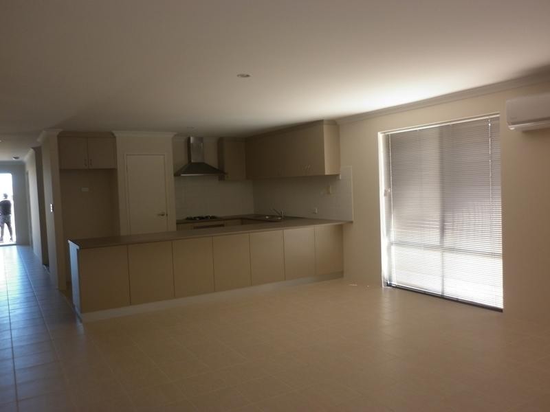 39 Geographe Bay Pass, Secret Harbour WA 6173