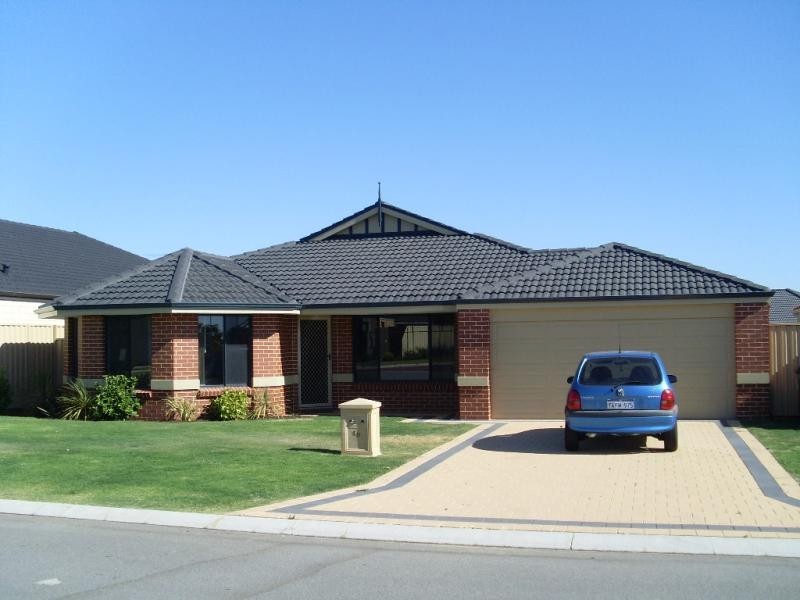 18 Giglia  Dr, Sinagra WA 6065