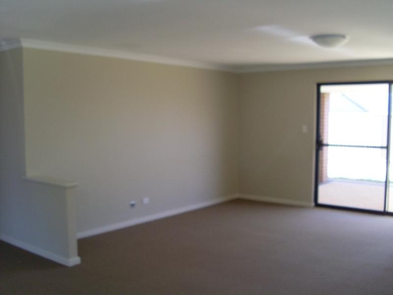 18 Giglia  Dr, Sinagra WA 6065