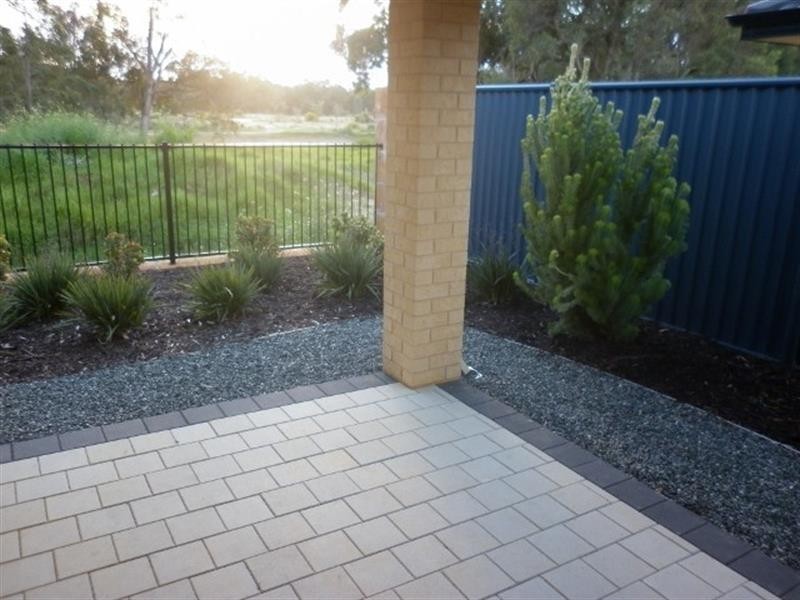 42 Gingerale Cir, Byford WA 6122