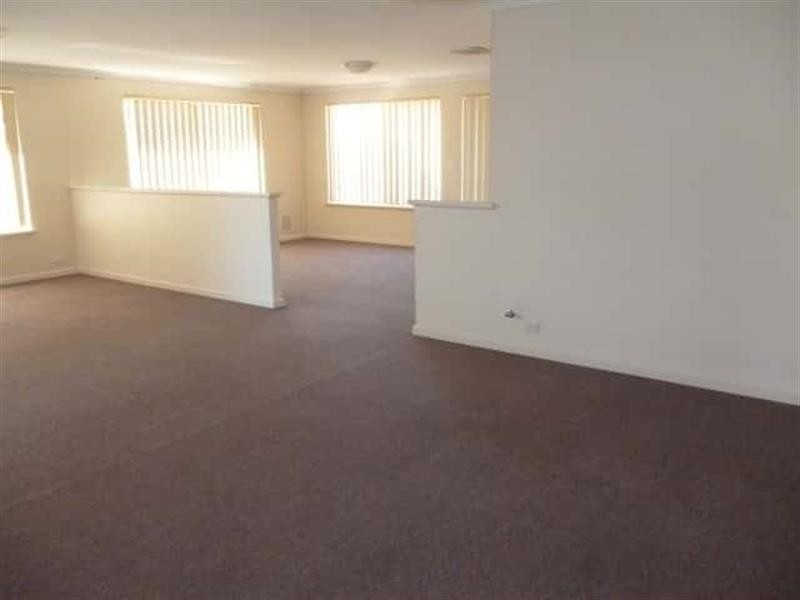 74 Fraser rd north Rd, Canning Vale WA 6155
