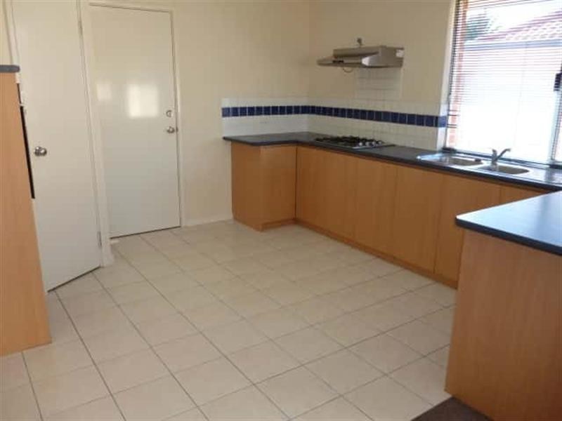 74 Fraser rd north Rd, Canning Vale WA 6155