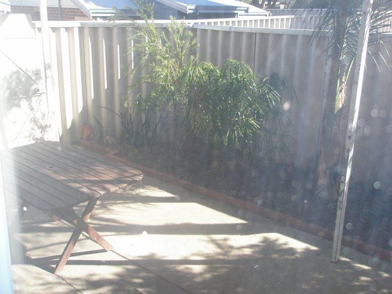 22 Winterfold  Rd, Hilton WA 6163