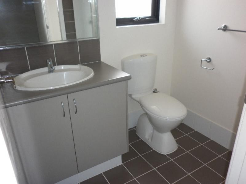 12 St Pierre  Loop, Meadow Springs WA 6210