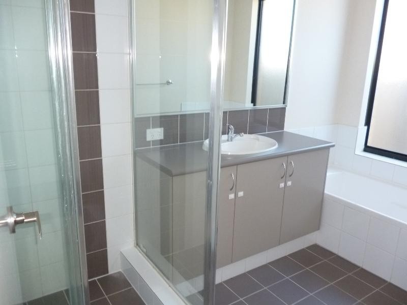 12 St Pierre  Loop, Meadow Springs WA 6210