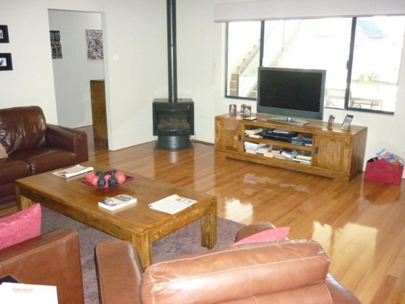 5 Weymouth Bvd, Quinns Rocks WA 6030