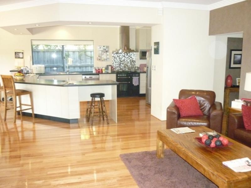 5 Weymouth Bvd, Quinns Rocks WA 6030