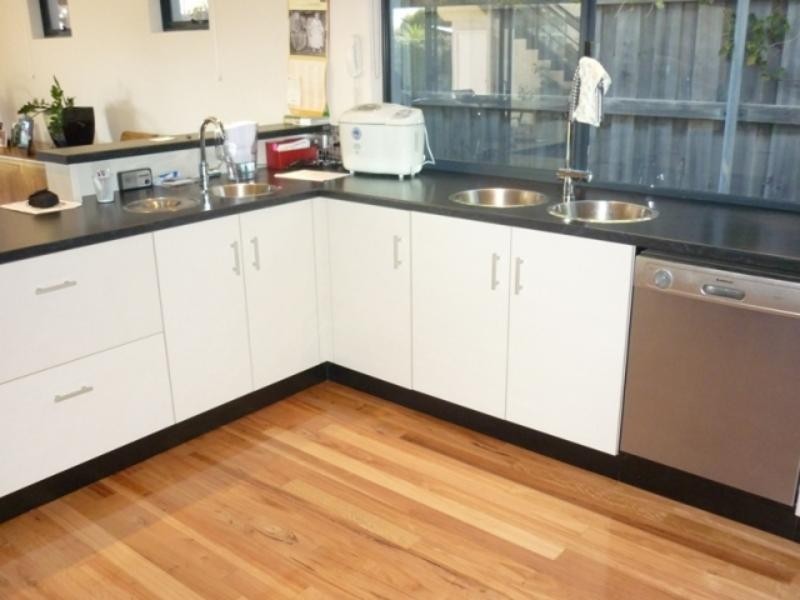 5 Weymouth Bvd, Quinns Rocks WA 6030