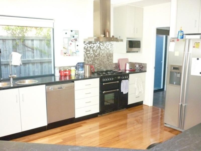 5 Weymouth Bvd, Quinns Rocks WA 6030