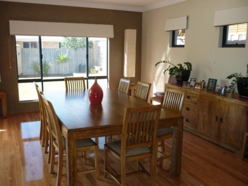 5 Weymouth Bvd, Quinns Rocks WA 6030