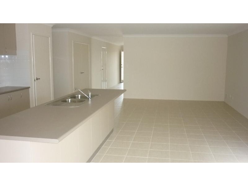 41 Geographe Bay Pass, Secret Harbour WA 6173